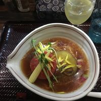 I was excited to go here but aside from the friendly staff, it was BAD. The vegan ramen soup & karaage was so salty! I couldn’t drink the soup. Feel sick now. Not worth the 3000y at Shinjukugyoen Ramen Ouka in Tokyo