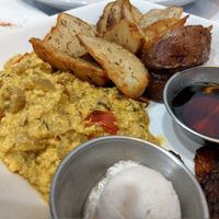 scrambled tofu at Mythology in Toronto