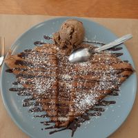 Crêpe vegan choco coco avec glace végétalienne café at Crep'o'rama in Albi