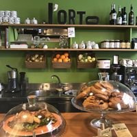 The bar  at L'Orto Bistrot in Turin