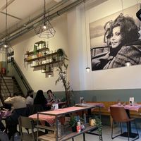 Lower level to sit  at Sugo Pizza Al Taglio - Westblaak in Rotterdam