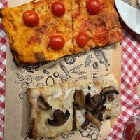 Pizza Bolognese & Champignon Truffel   at Sugo Pizza Al Taglio - Westblaak in Rotterdam