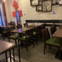 Interior around the entryway at Slices in Osaka