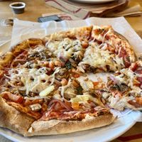 Mega crust with vegan cheese & chorizo   at Mod Pizza - Nob Hill Blvd in Yakima