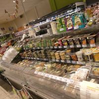 Fresh, organic, vegan products at denn's Biomarkt - Hasenheide in Berlin