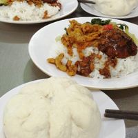 We ordered 2 buns and 2 buffet style plates at Tinh Tam Trai in Phu Quoc