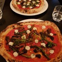 Delicious vegan pizza at Daddy Greens Pizzabar - Humalistonkatu in Helsinki