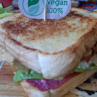 Vegan sandwich close-up at Comic Planet in Cordoba