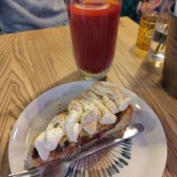 Cake and Lemonade at Kuchnia PoWolność in Poznan