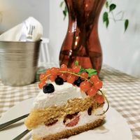 Cake at Kuchnia PoWolność in Poznan