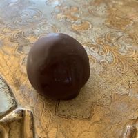 Chocolate balls at YayaRaw in Izmir