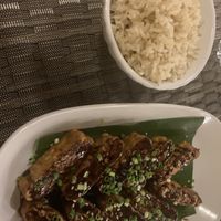 Tempeh teriyaki con arroz   at Goodsouls Kitchen in Chiang Mai
