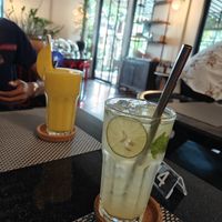 Lime juice and mango juice at Goodsouls Kitchen in Chiang Mai