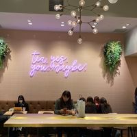 Lounge at Alfred Tea Room - Shinjuku in Tokyo