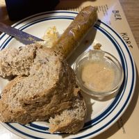 Seitanworst met brood en hele goeie mosterd at Het Strand - The Strand in Leuven