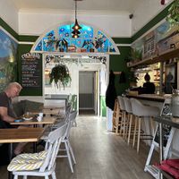 Nice little cafe where you can sit outside. Or if it’s sunny the inside is very nice. Dog friendly    at Sundowners in Exmouth