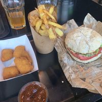 „Le vegan“ with fries, nuggets and ketchup  at O'Local Restaurant in Brest