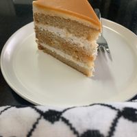 🌴🇵🇸🇪🇸🇵🇸🇹🇭🇵🇸 Coconut Caramel Cake. 100% Apartheid-free! at Alchemy Vegan in Chiang Mai