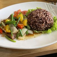 Stir-fried vegan sirloin with black pepper, 145 baht  at Yes Vegan in Pattaya
