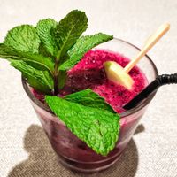 Dragon fruit guava juice at elemen 元素 - HarbourFront in Central Singapore