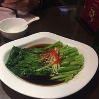 Seasonal vegetables (spinach) - 18 Yuan at Jujube Tree 枣子树素餐厅 - 成都铂金城店 in Chengdu