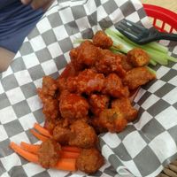 ";Boneless"; ";wings";  at V Hopes in Ensenada