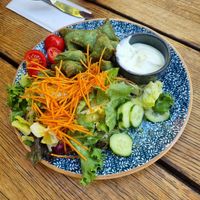 Samosas mit Wasabi-Schmand (himmlisch) at Blauer Engel in Ludwigsburg