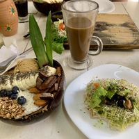 Cacao bowl 🍲 & avocado 🥑 toastt #Veganuary at The Green Place in Puerto Vallarta