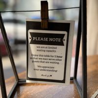 A note I saw. Just to let customers know to try not to stay for too long. To allow other customers to enjoy food as well  at Iron Roost in Ballston Spa