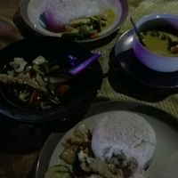 curry and fried veggies at Linda's in Koh Lanta