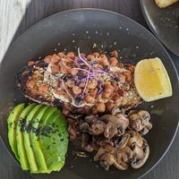 Chickpeas and toast at Hale & Hearty in Waterloo