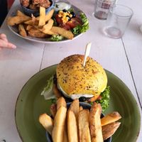 Happy Burger and Happy Nuggets at Happy Cactus in Fuerteventura