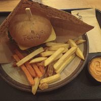 Vegan burger with cheese, sweet potato fries and chilli bbq sauce at Forky's - Veleslavinova in Prague