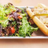 Game day vegan 😋 at Golden Road Brewing in Anaheim