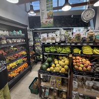Fresh  at 4 Seasons Bio in Athens