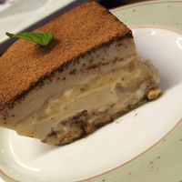 Tiramisu. Fail. Looks ok, but tastes nothing like a tiramisu. Maybe renaming it would be a good idea. at Future Food Cafe Restaurant Tubu Tubu in Tokyo