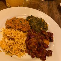 Spinach & lentils, Aubergine caviar, red kidney beans and potatoes and curry sauce and onion rice with Almonds and coriander at Lassani in Courbevoie