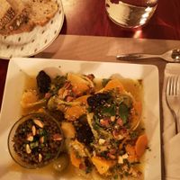 Tajine with warm lentils at SOJI in Marseille