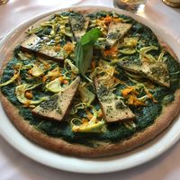 Vegane Pizza mit Räuchertofu at Restaurant Pizzeria Dobner in Villach