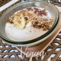 Crème amande sur rhubarbe   at Une Cuillère Pour Maman in Bergerac