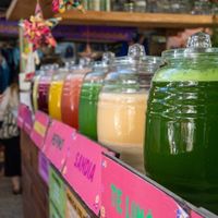 Diferentes tipos de Aguas Frescas at Mercado Organico La Cosecha in Oaxaca