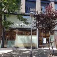 front at Veritas - Carrer del Torrent de l'Olla in Barcelona