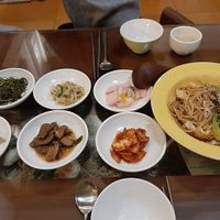 Stirfried noodles at Oh Se Gae Hyang - 오세계향 in Seoul