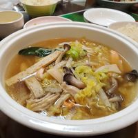 Hot pot at Oh Se Gae Hyang - 오세계향 in Seoul