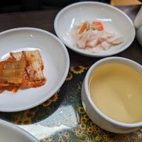 Free sides, including tea. at Oh Se Gae Hyang - 오세계향 in Seoul