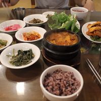 Stew and sides at Oh Se Gae Hyang - 오세계향 in Seoul