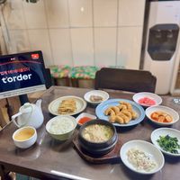 Order on the electronic menu pad    at Oh Se Gae Hyang - 오세계향 in Seoul