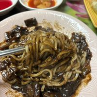 noodle con salsa di fagioli   at Oh Se Gae Hyang - 오세계향 in Seoul