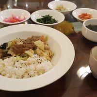 Korean BBQ and rice. Pretty good, though could use more flavor. at Oh Se Gae Hyang - 오세계향 in Seoul