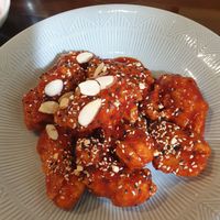 Vegan fried chicken at Oh Se Gae Hyang - 오세계향 in Seoul
